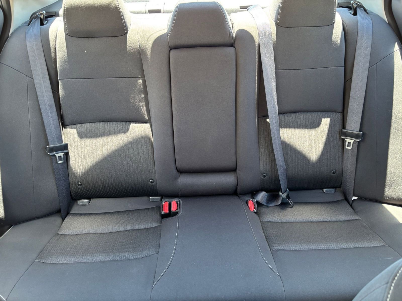 Used 2025 Nissan Altima 2.5 SV FWD image 38