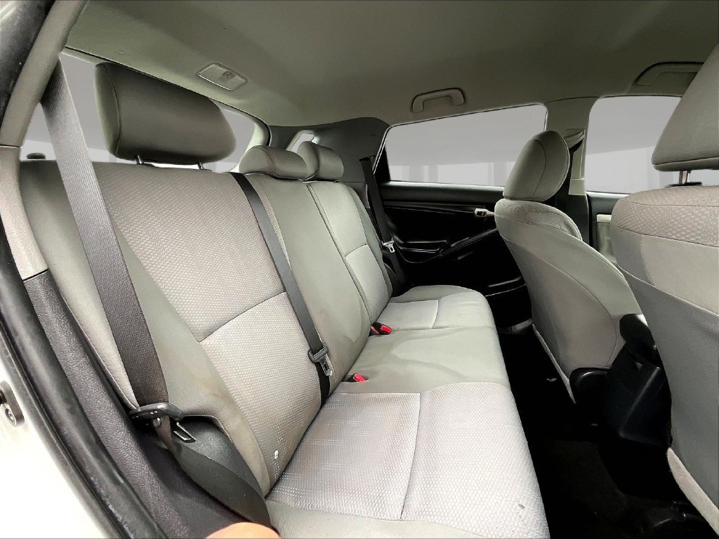 Used 2011 Toyota Matrix FWD image 23