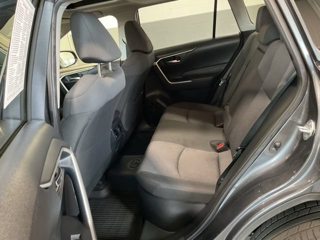 Used 2021 Toyota RAV4 XLE w/ Convenience Package AWD/4WD image 19