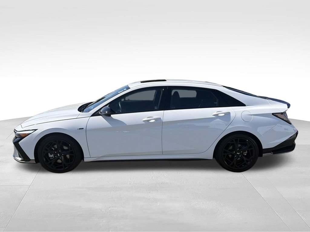 Used 2025 Hyundai Elantra N Line FWD image 2