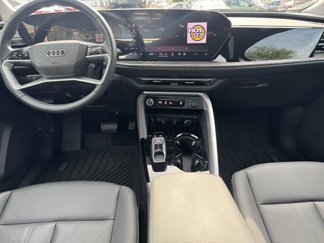 Used 2025 Audi Q5 Premium w/ Convenience Package AWD/4WD image 18