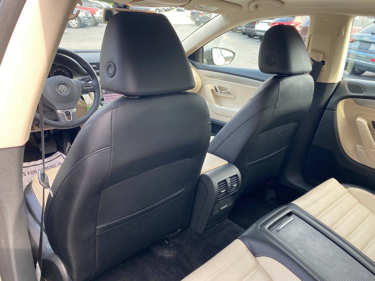 Used 2010 Volkswagen CC Sport FWD image 20