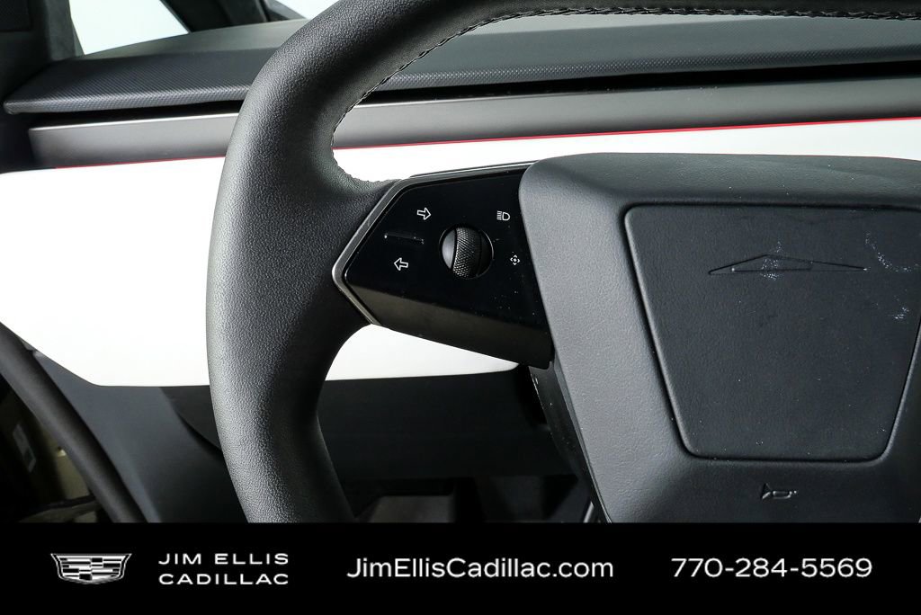 Used 2024 Tesla Cybertruck AWD Crew Cab image 10