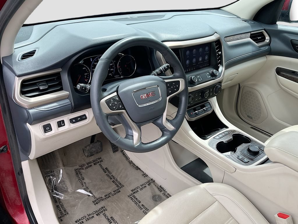 Used 2023 GMC Acadia Denali w/ Denali Ultimate Package AWD/4WD image 9