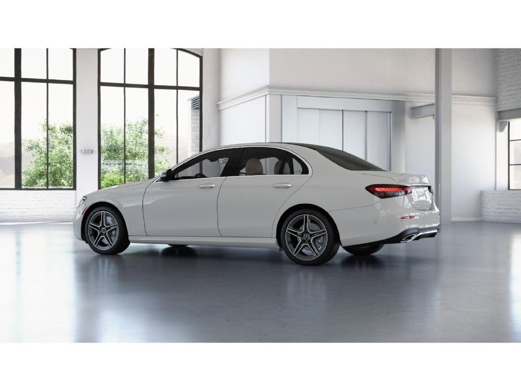 Used 2023 Mercedes-Benz E 350 4MATIC Sedan image 32