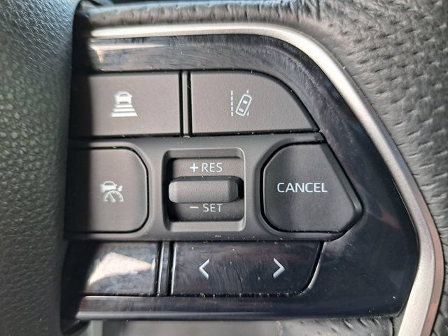 Used 2025 Toyota Tundra Platinum AWD/4WD image 25