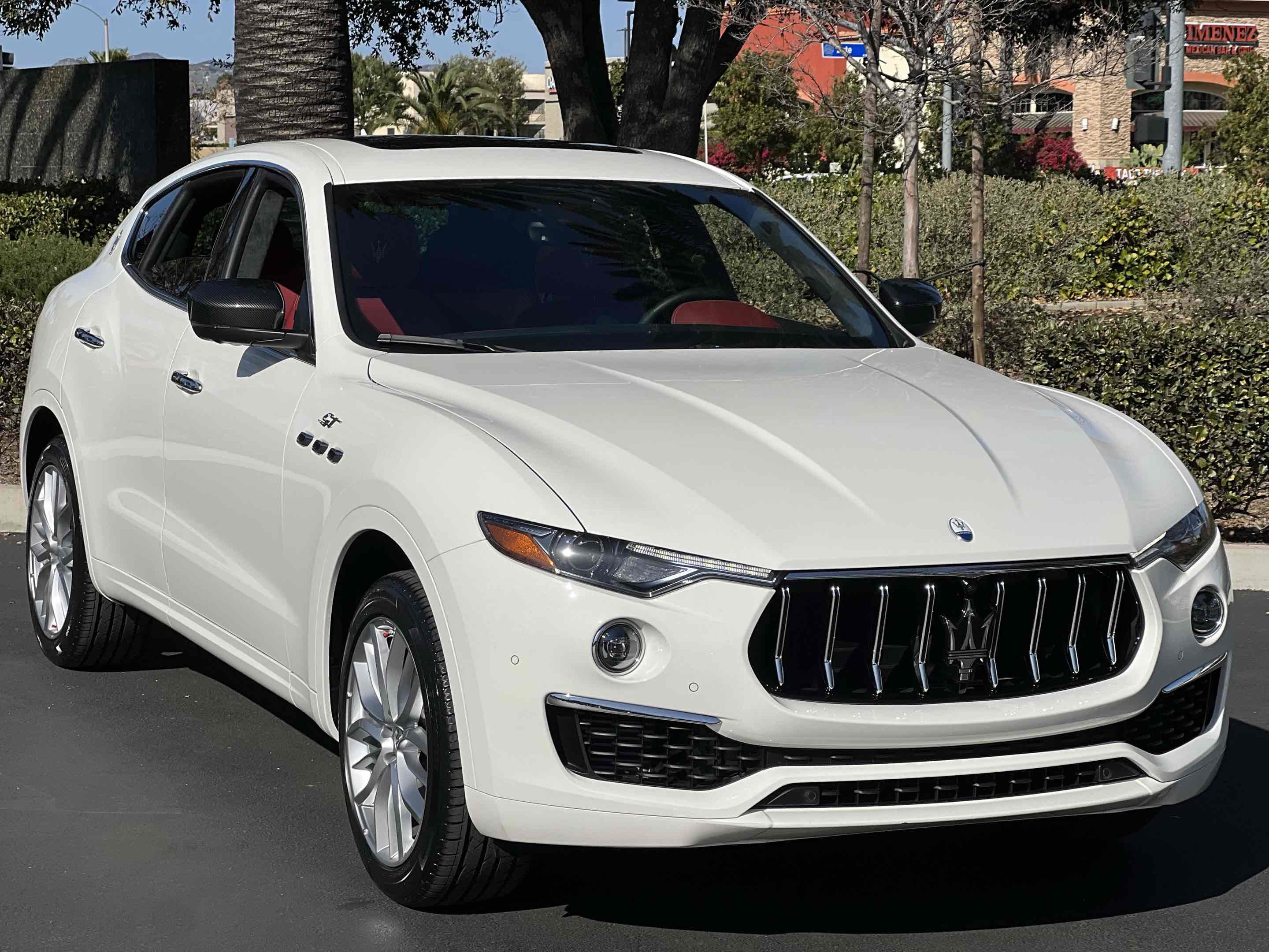 Used 2022 Maserati Levante GT image 39