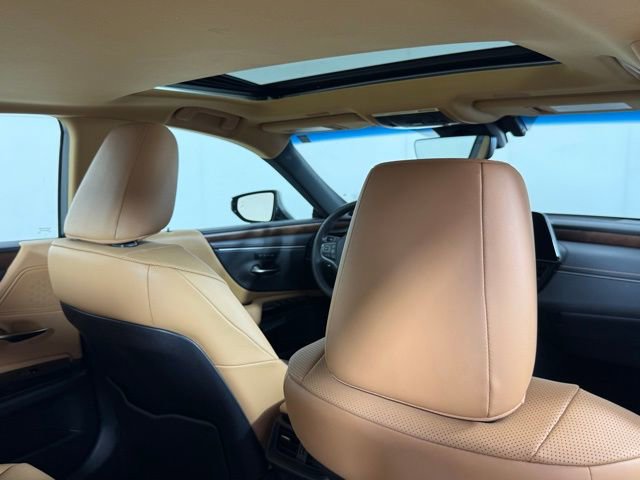 Used 2024 Lexus ES 350 w/ Premium Package image 29