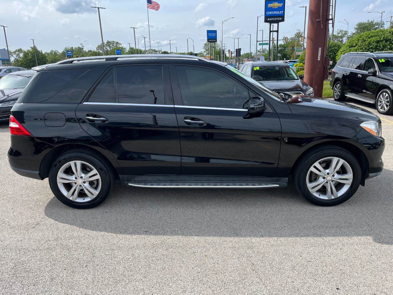 Used 2013 Mercedes-Benz ML 350 BlueTEC 4MATIC image 6