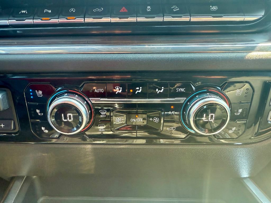 Used 2023 GMC Sierra 1500 SLT w/ SLT Premium Plus Package AWD/4WD image 20