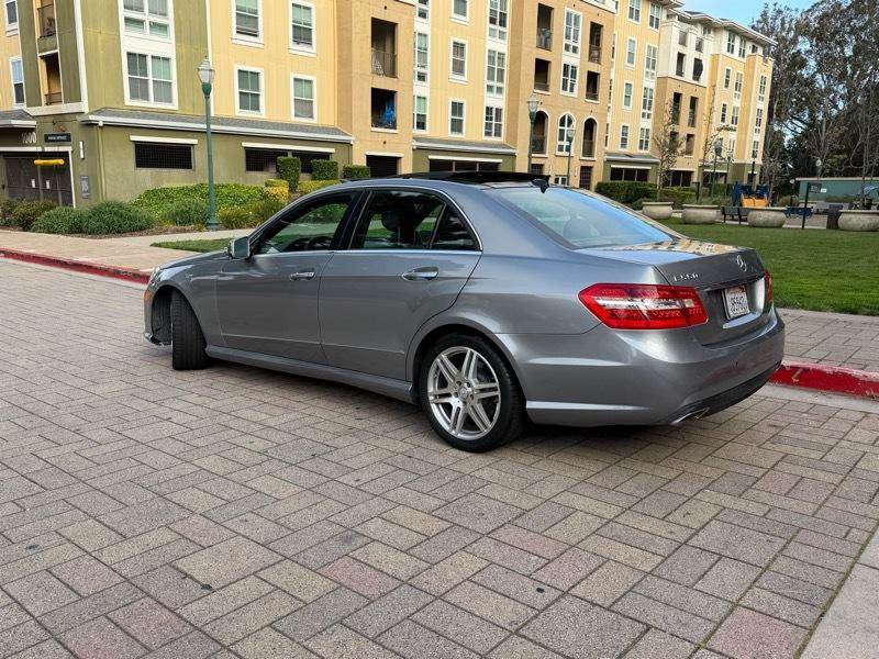 Used 2010 Mercedes-Benz E 550 Sedan image 5