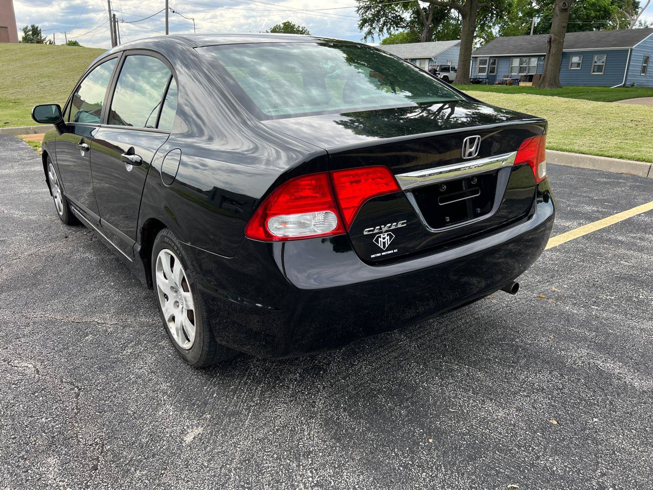 Used 2010 Honda Civic LX image 3