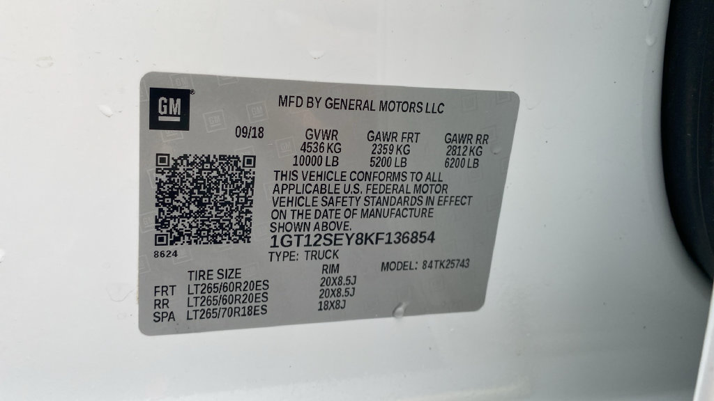 Used 2019 GMC Sierra 2500 Denali w/ Duramax Plus Package AWD/4WD image 18