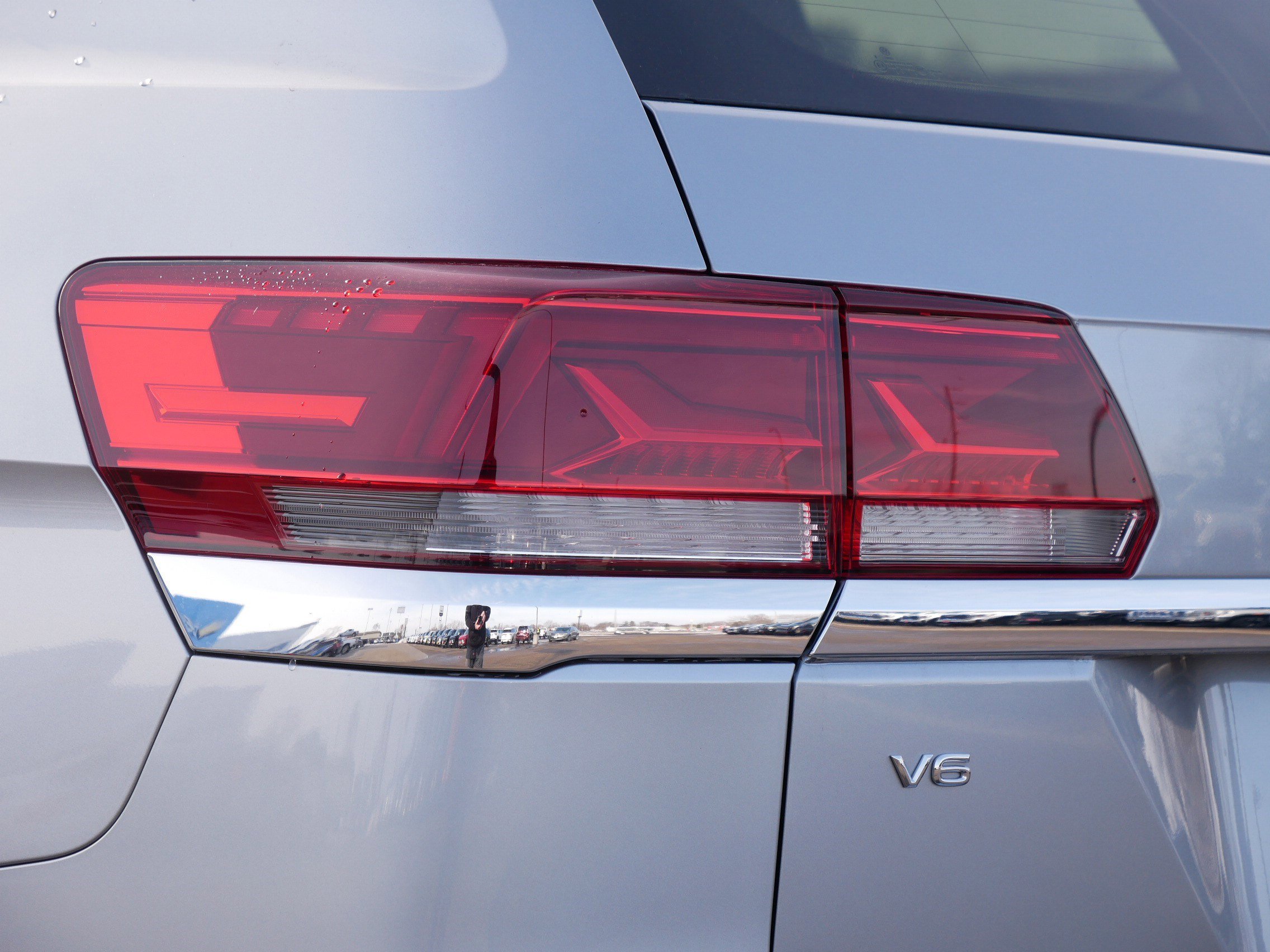 Used 2021 Volkswagen Atlas SEL Premium image 17