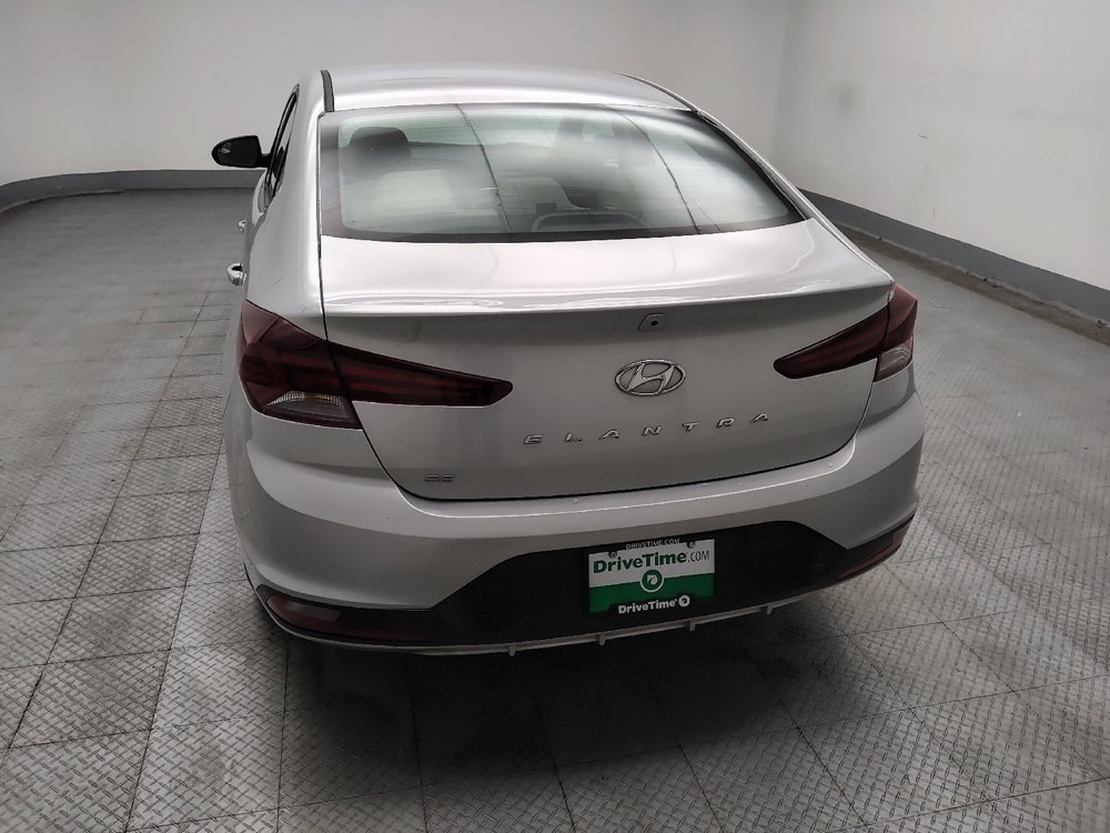 Used 2019 Hyundai Elantra SE FWD image 6