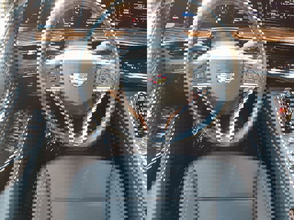 Used 2021 Cadillac Escalade Luxury image 5