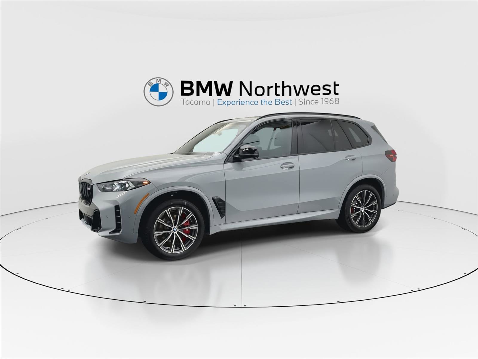 New 2026 BMW X5 M60i image 9