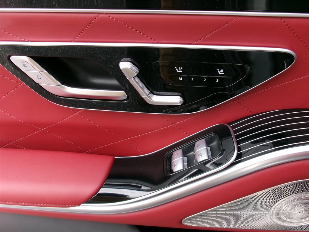 Used 2023 Mercedes-Benz S 580 4MATIC Sedan image 40