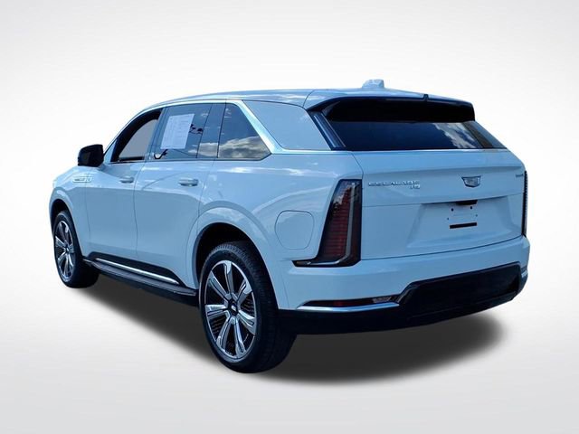 Certified 2025 Cadillac Escalade IQ Luxury 2 w/ LPO, Premium Carpet Package AWD/4WD image 3