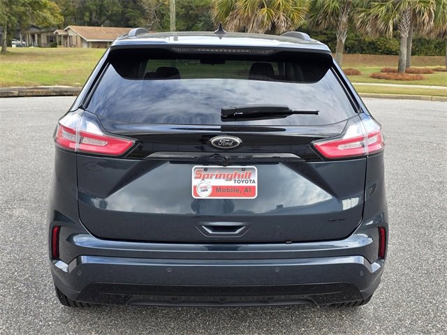 Used 2024 Ford Edge SE w/ Black Appearance Package image 3