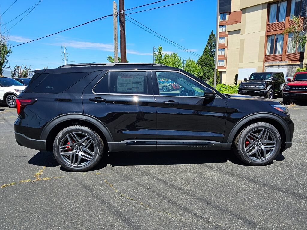 New 2026 Ford Explorer ST w/ Sun And Sound Package AWD/4WD image 7