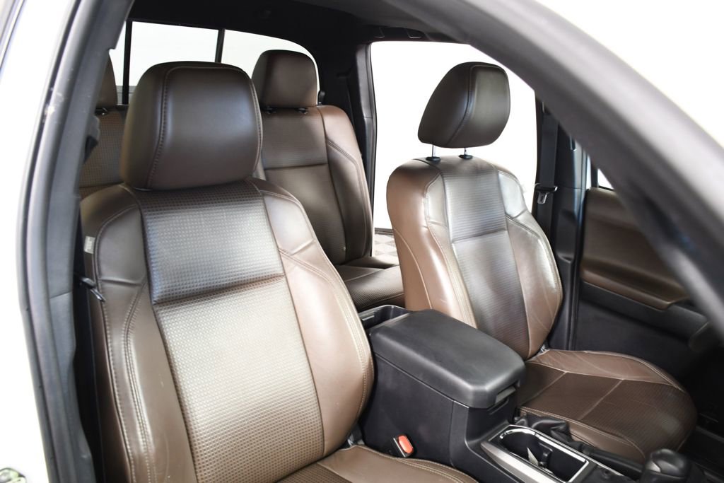 Used 2017 Toyota Tacoma Limited w/ Tow Package image 20