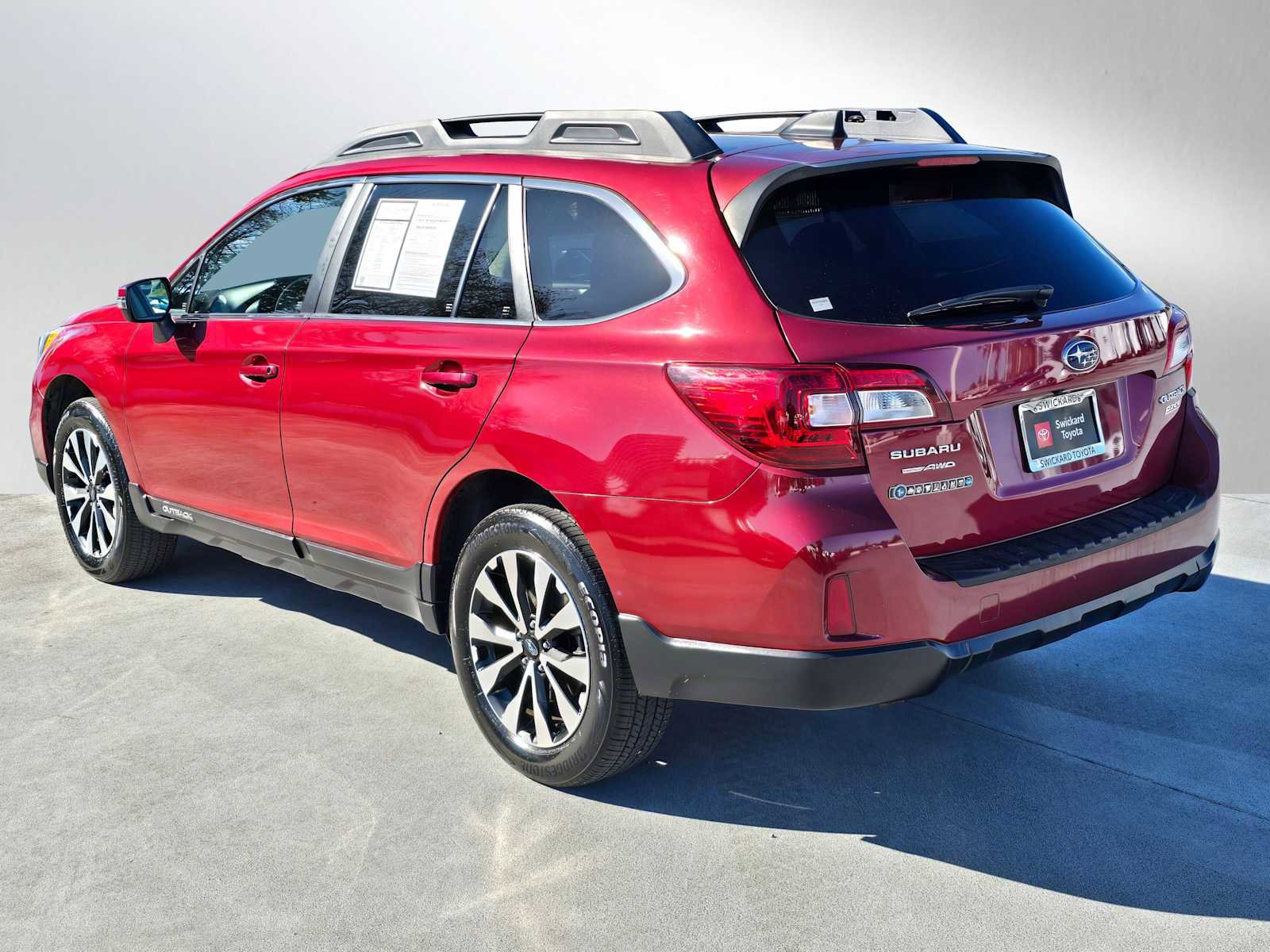 Used 2017 Subaru Outback 2.5i Premium image 5