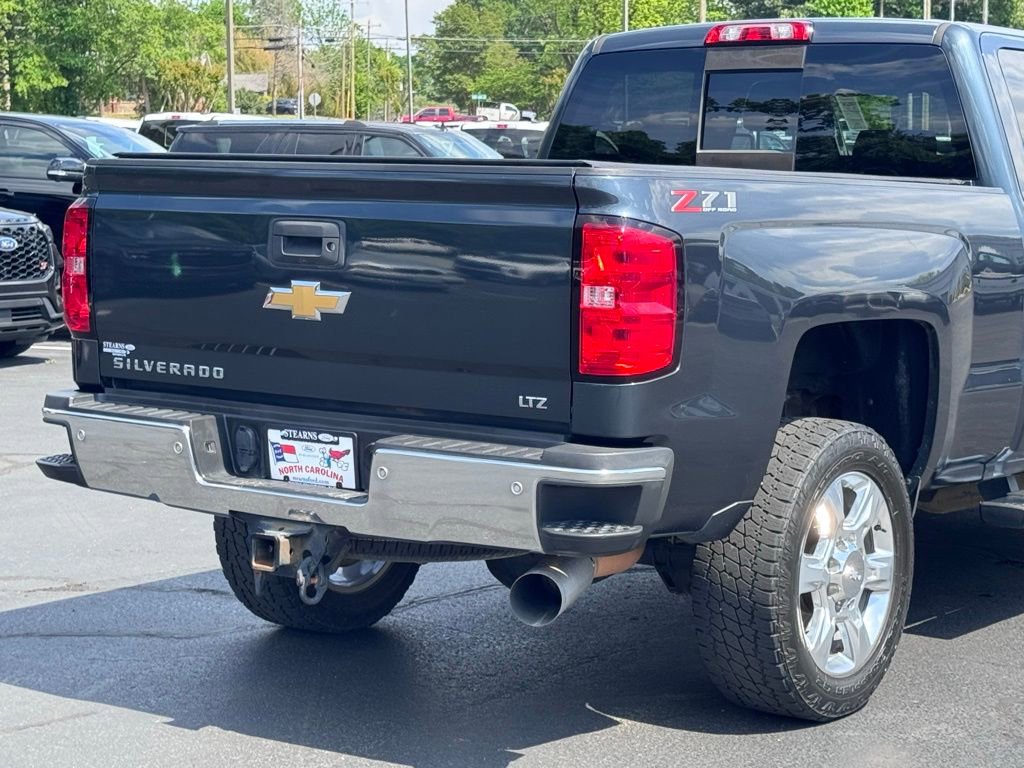 Used 2019 Chevrolet Silverado 2500 LTZ w/ Duramax Plus Package AWD/4WD image 43