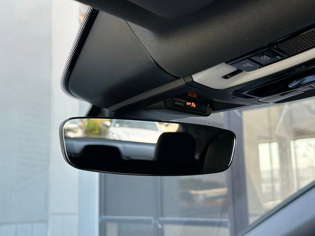 Used 2022 Porsche Cayenne E-Hybrid Coupe image 77