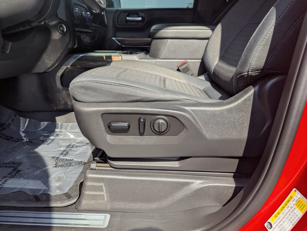 Used 2019 Chevrolet Silverado 1500 RST AWD/4WD image 11