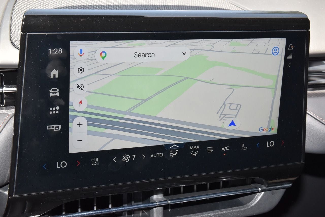 New 2026 Lincoln Nautilus Premier w/ Jet Appearance Package AWD/4WD image 28