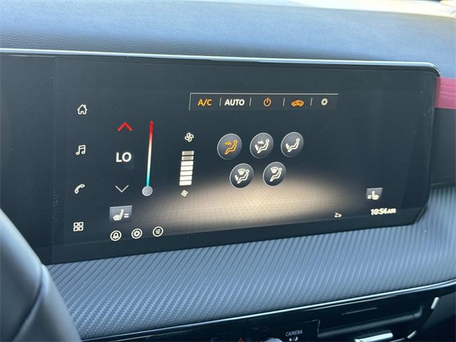 New 2026 Nissan Kicks SR w/ Cold Weather Package image 26