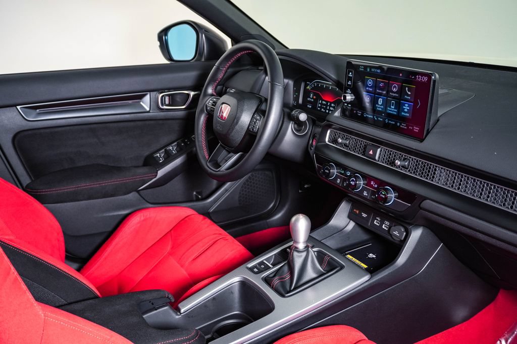 Used 2025 Honda Civic Type R image 15