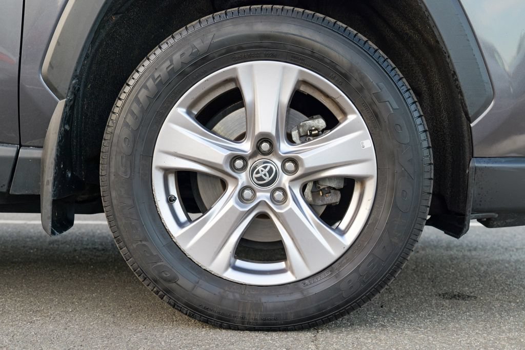 Used 2023 Toyota RAV4 XLE w/ Convenience Package AWD/4WD image 12
