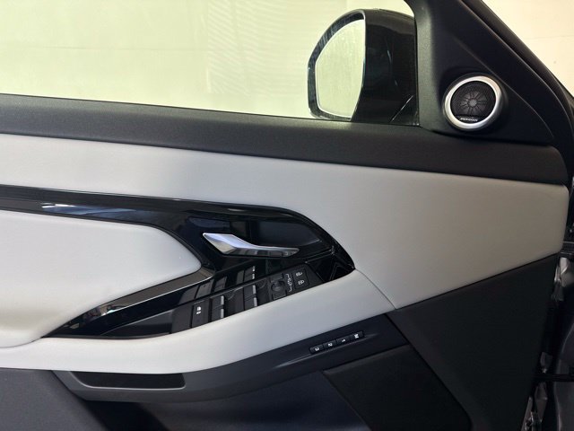 Certified 2026 Land Rover Range Rover Evoque S AWD/4WD image 23