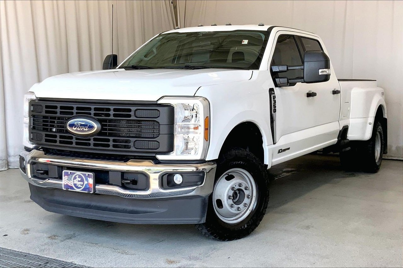 Used 2025 Ford F350 XL w/ XL Driver Assist Package AWD/4WD image 12