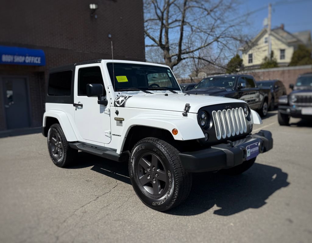 Used 2016 Jeep Wrangler Sport AWD/4WD image 3