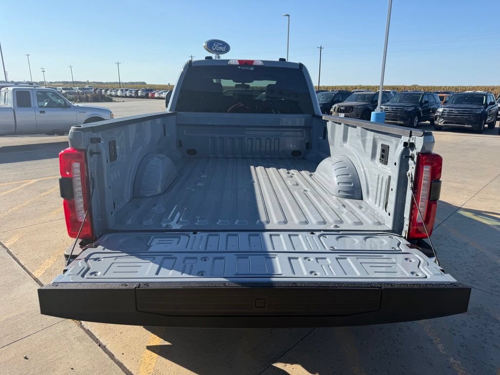 New 2026 Ford F350 Lariat w/ Chrome Package AWD/4WD image 7