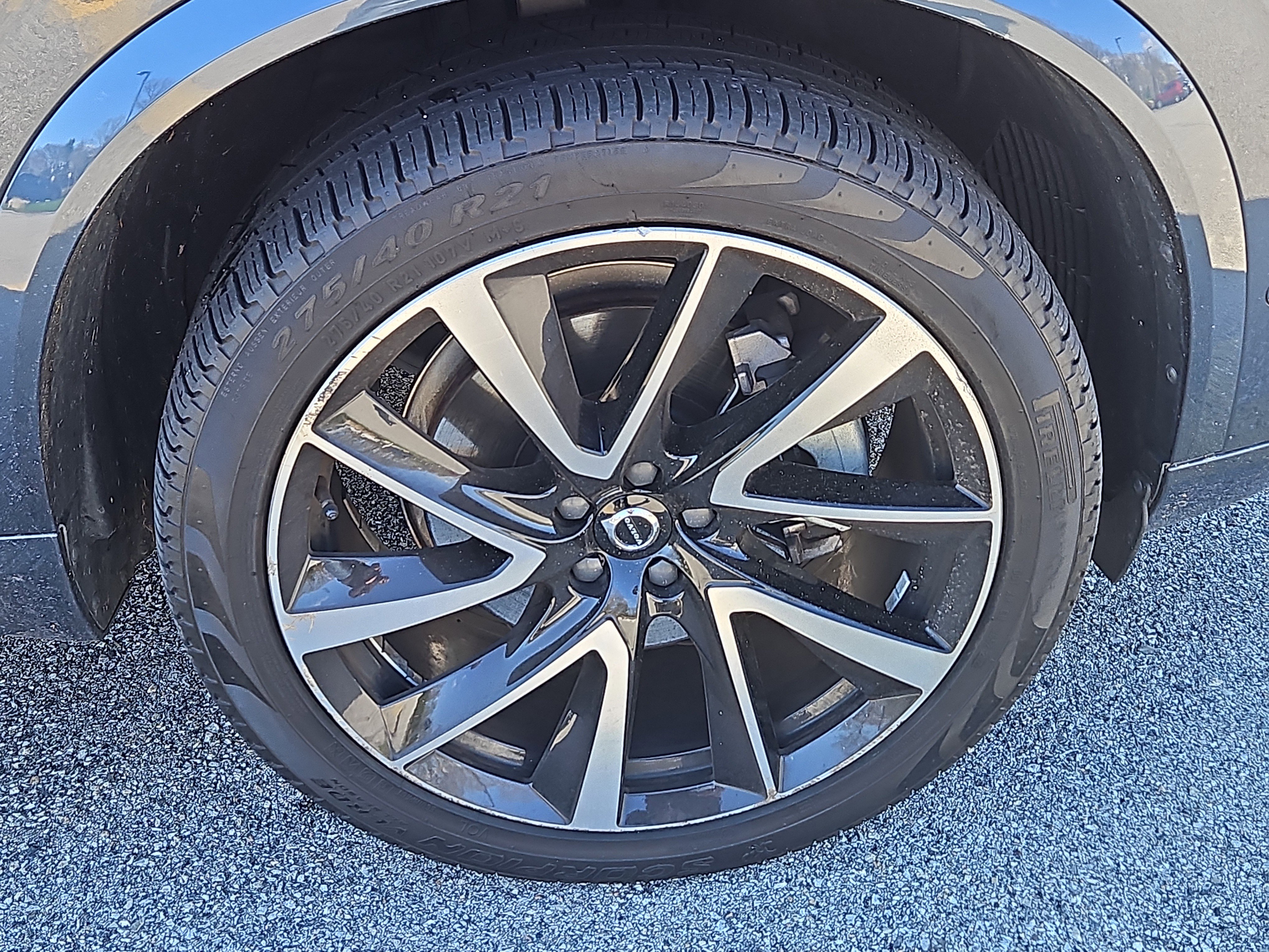 Used 2023 Volvo XC90 B6 Plus w/ Protection Package Premier image 31