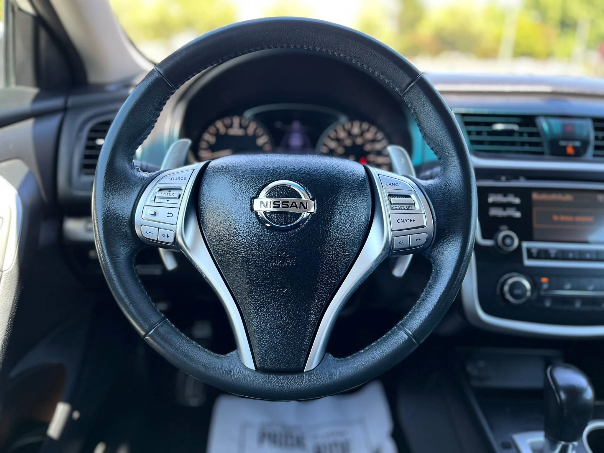 Used 2017 Nissan Altima 2.5 SR FWD image 14