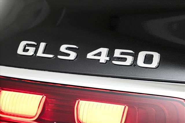 Used 2026 Mercedes-Benz GLS 450 4MATIC image 5