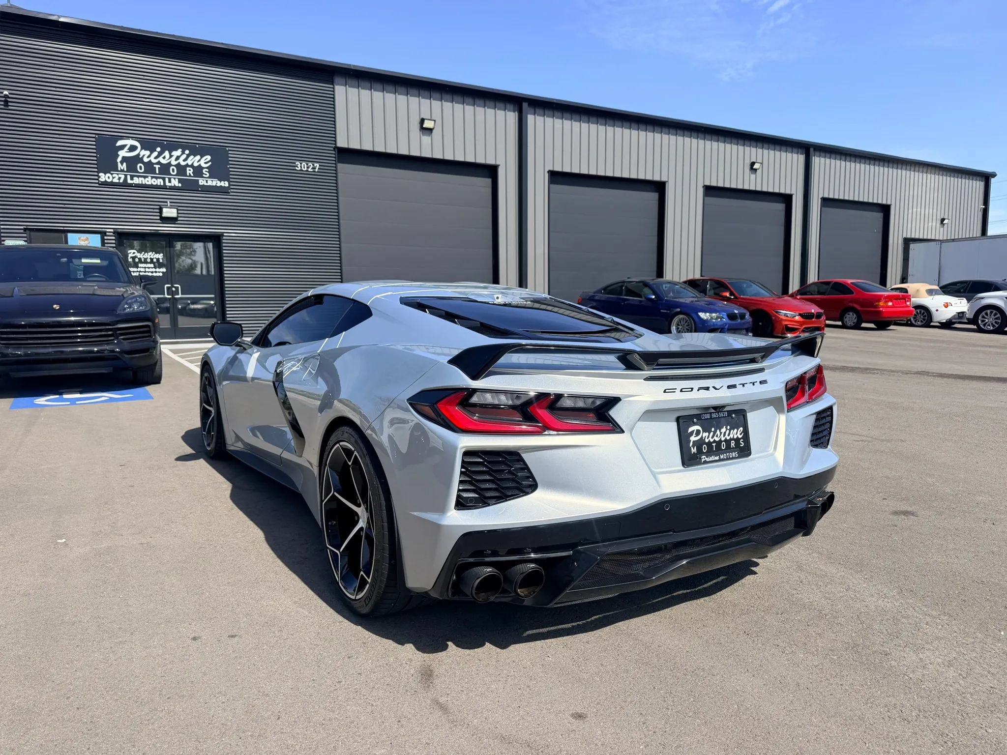 Used 2023 Chevrolet Corvette Stingray Premium Cpe w/ Z51 Performance Package RWD image 6