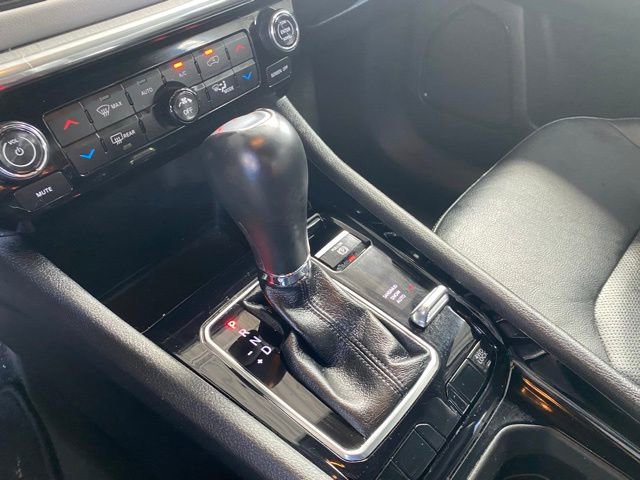 Used 2023 Jeep Compass Limited image 21