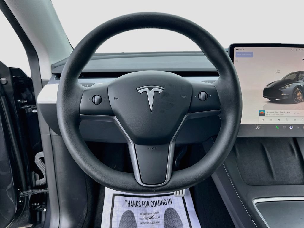 Used 2024 Tesla Model Y Performance AWD/4WD image 10