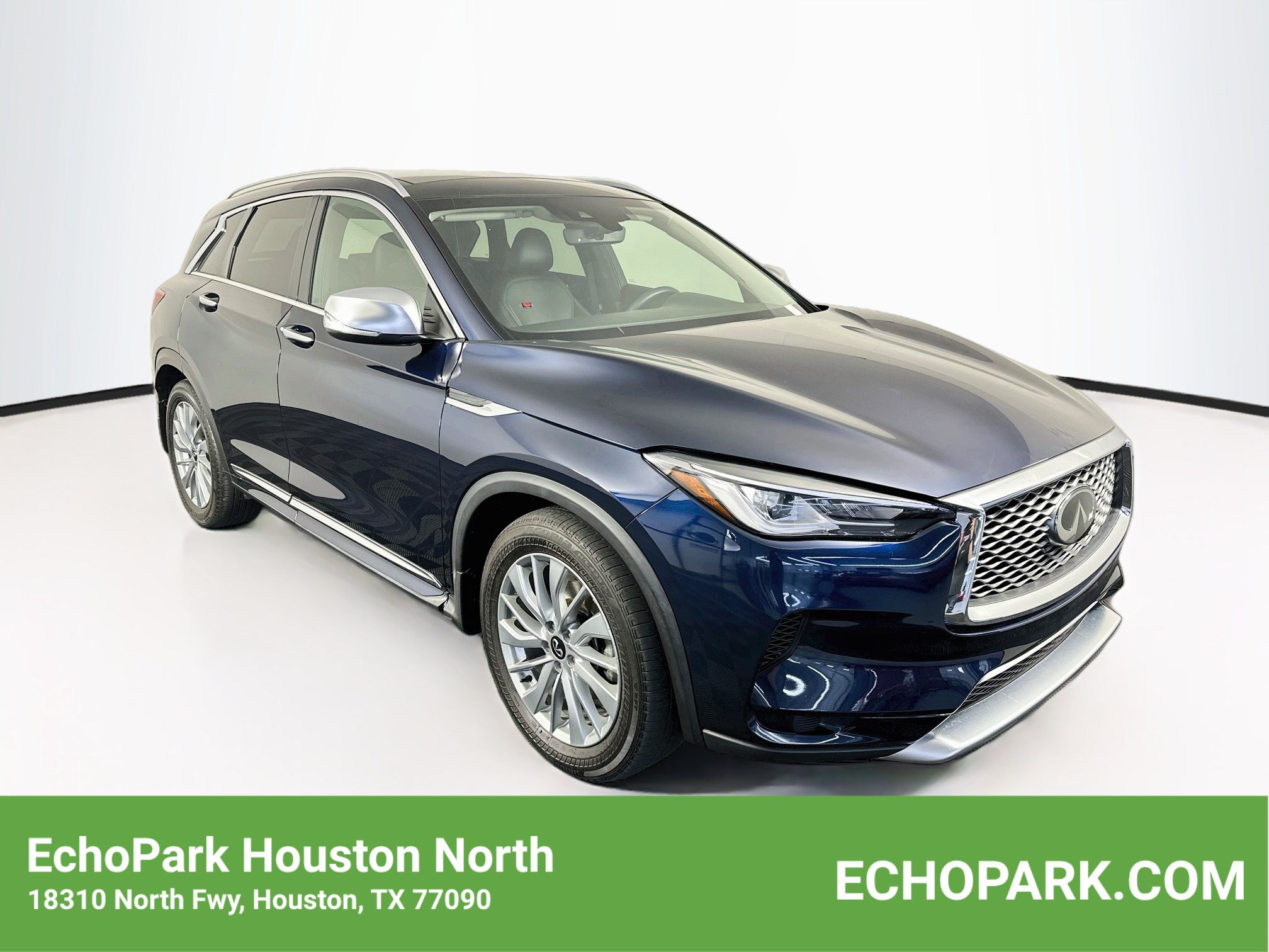 Used 2023 INFINITI QX50 Luxe w/ Accent Package FWD image 1