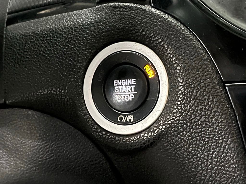 Used 2016 Chrysler 300 S w/ 300S Premium Group image 13