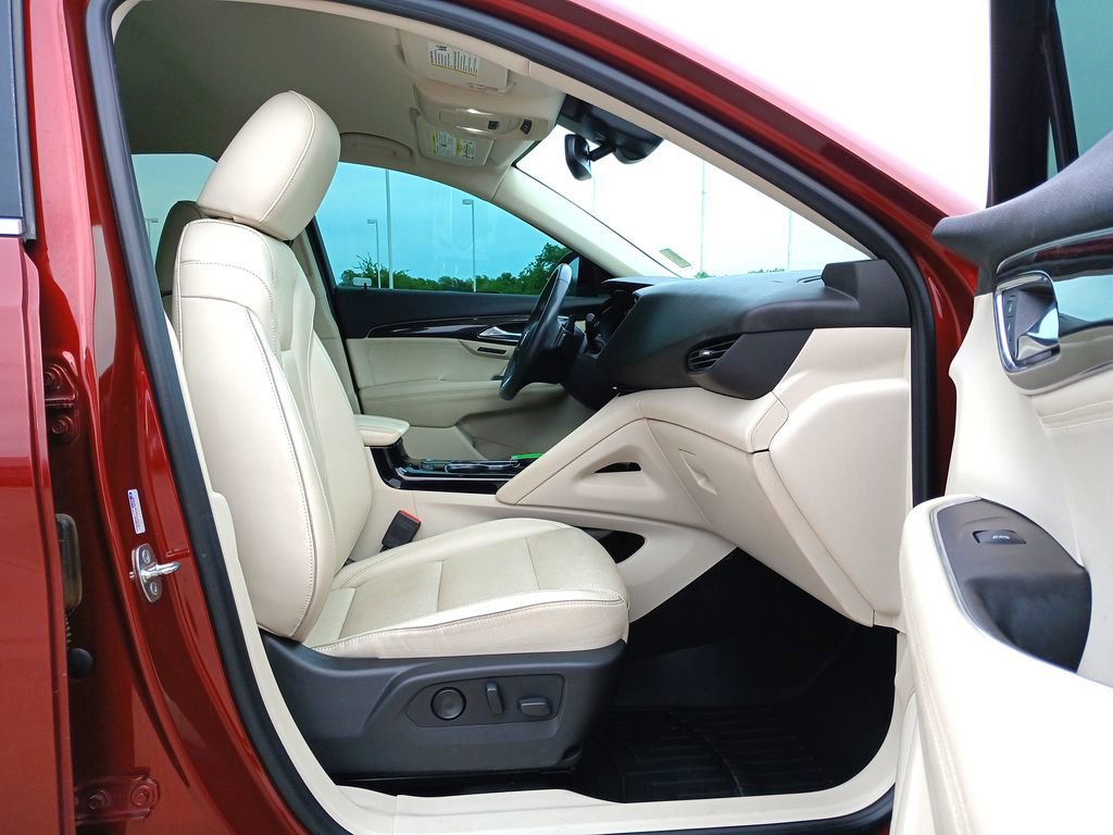 Used 2021 Buick Envision Essence FWD image 29