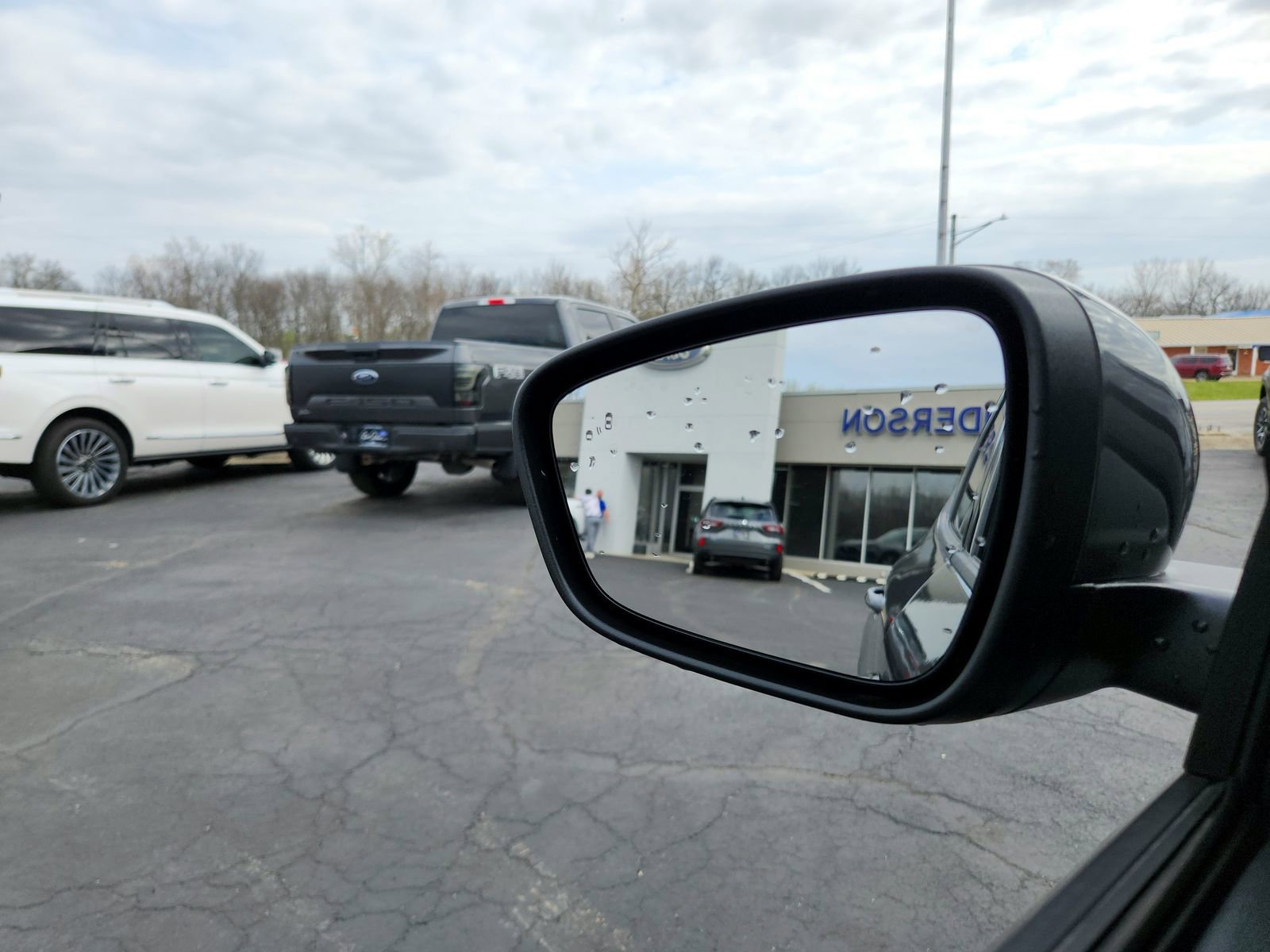 New 2026 Ford Escape ST-Line Select w/ Equipment Group 401A image 13