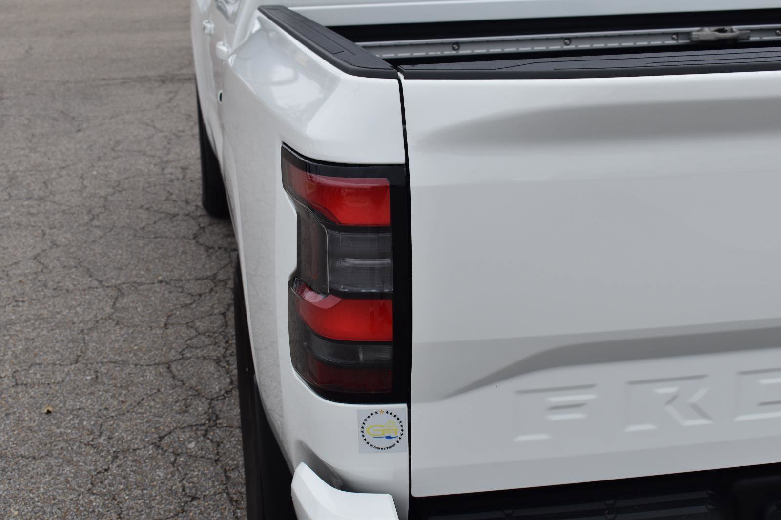 Used 2024 Nissan Frontier SV w/ SV Convenience Package RWD image 7