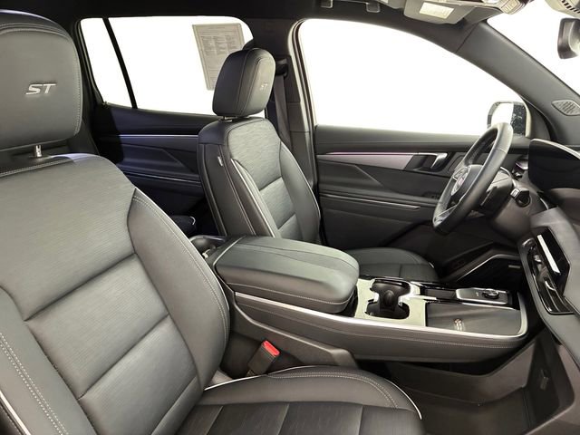 Certified 2025 Buick Enclave Sport Touring AWD/4WD image 14